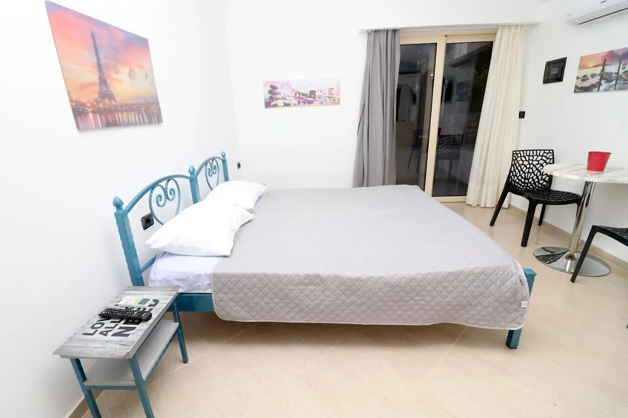 Apartment Ferienwohnung Ildora Qimon Himarë